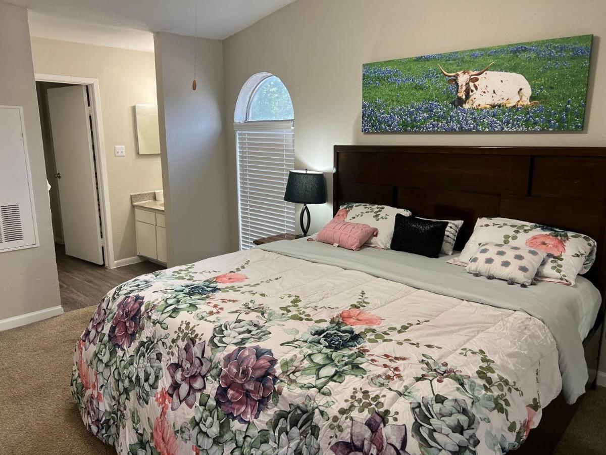 Beautiful 1-Bedroom Townhome With Nice Amenities Houston Dış mekan fotoğraf